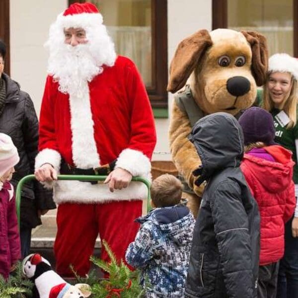 Nikolaus im Tierheim Süderstraße