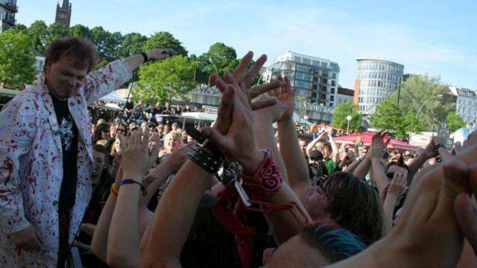 Cover & Konfetti: 15 Jahre DIE TOTEN ÄRZTE