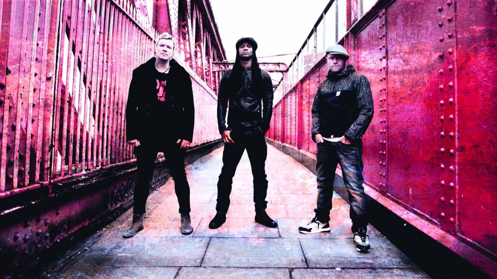 OXMOX Interview: THE PRODIGY – „Chaos hält das Gehirn jung“