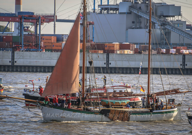 Die Peking (ein Viermaster) ist wieder in Hamburg