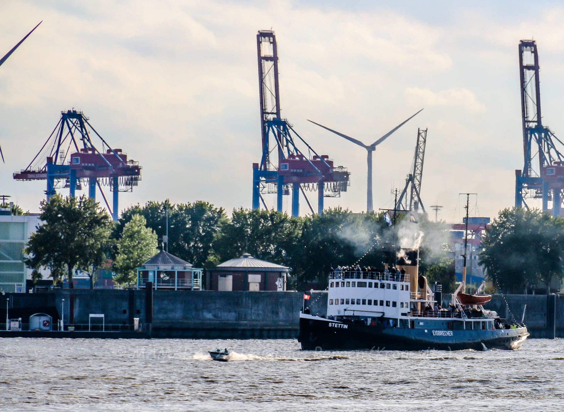 Die Peking (ein Viermaster) Ist Wieder In Hamburg | OXMOX - Hamburgs ...