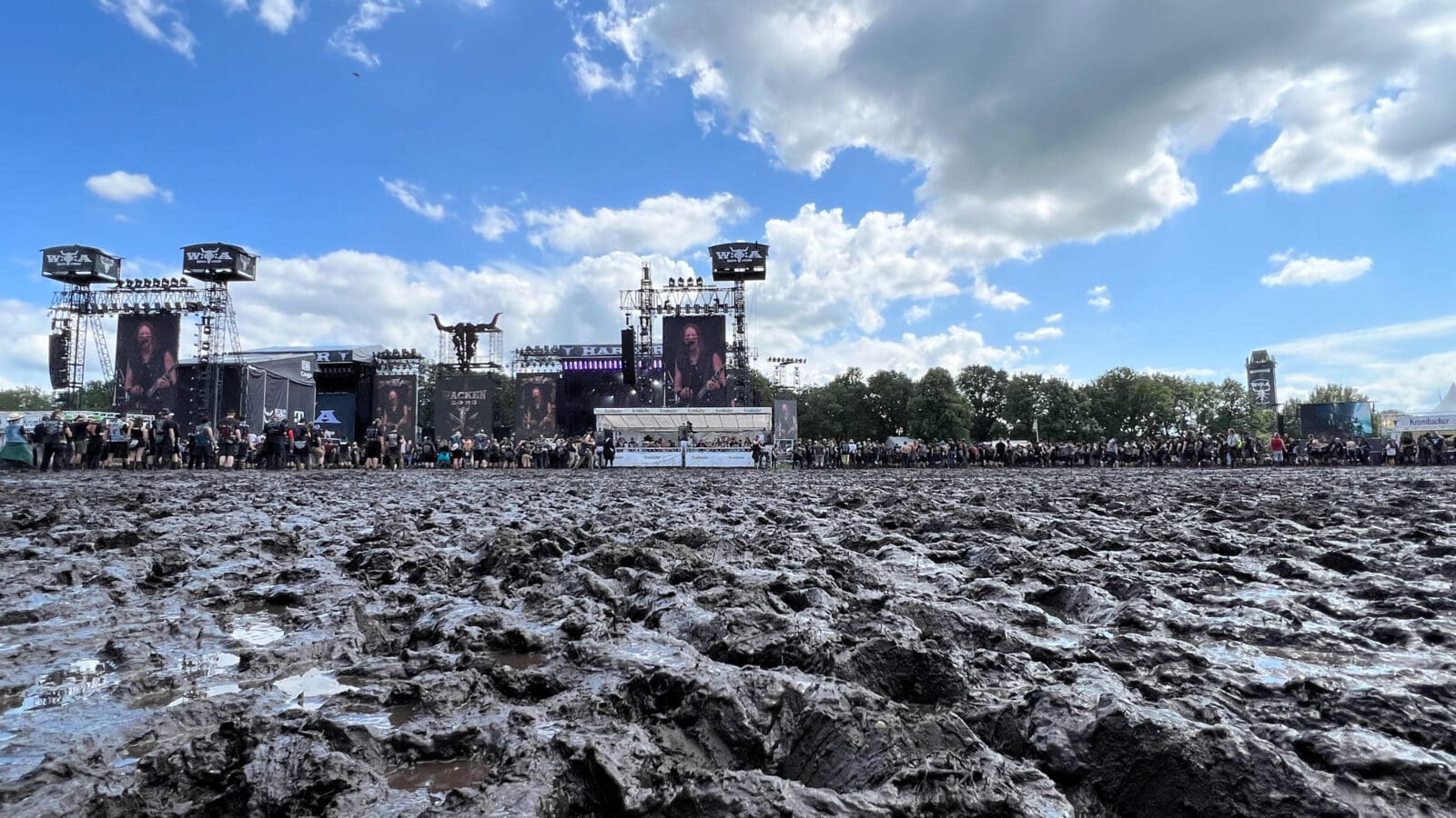 WACKEN OPEN AIR 2023 – Zwischen Musiklust und Schlammfrust