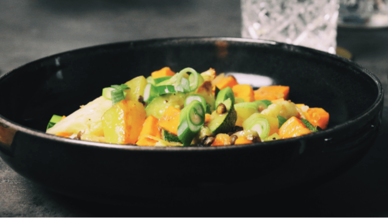 UNI-EXTRA: Veganes Massaman Curry